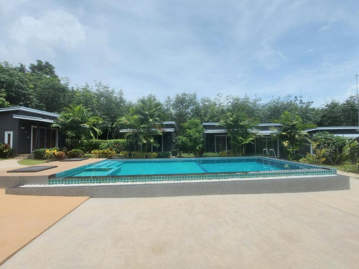 The Herbal Khao Lak Exterior photo