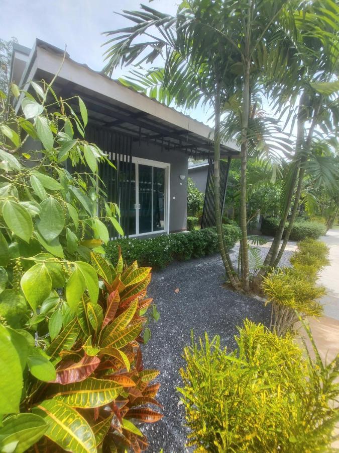 The Herbal Khao Lak Exterior photo