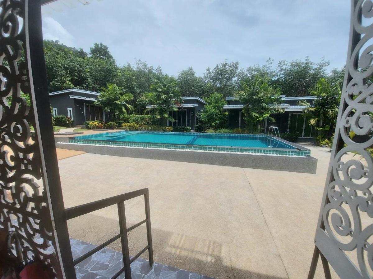 The Herbal Khao Lak Exterior photo