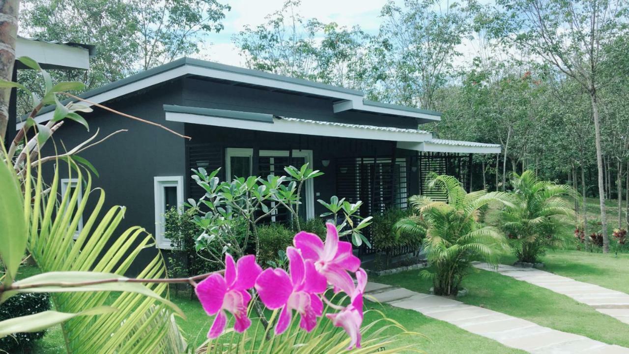 The Herbal Khao Lak Exterior photo